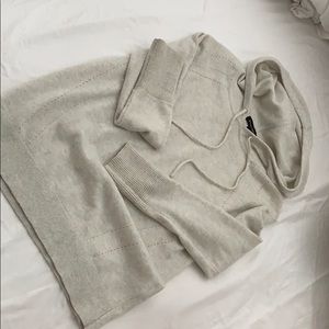 Lightweight hoodie (gray)